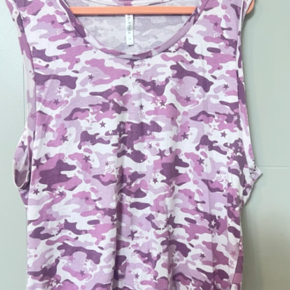 Fabletics Women's   Activewear  Tank Top  Size Medium - Picture 2 of 8